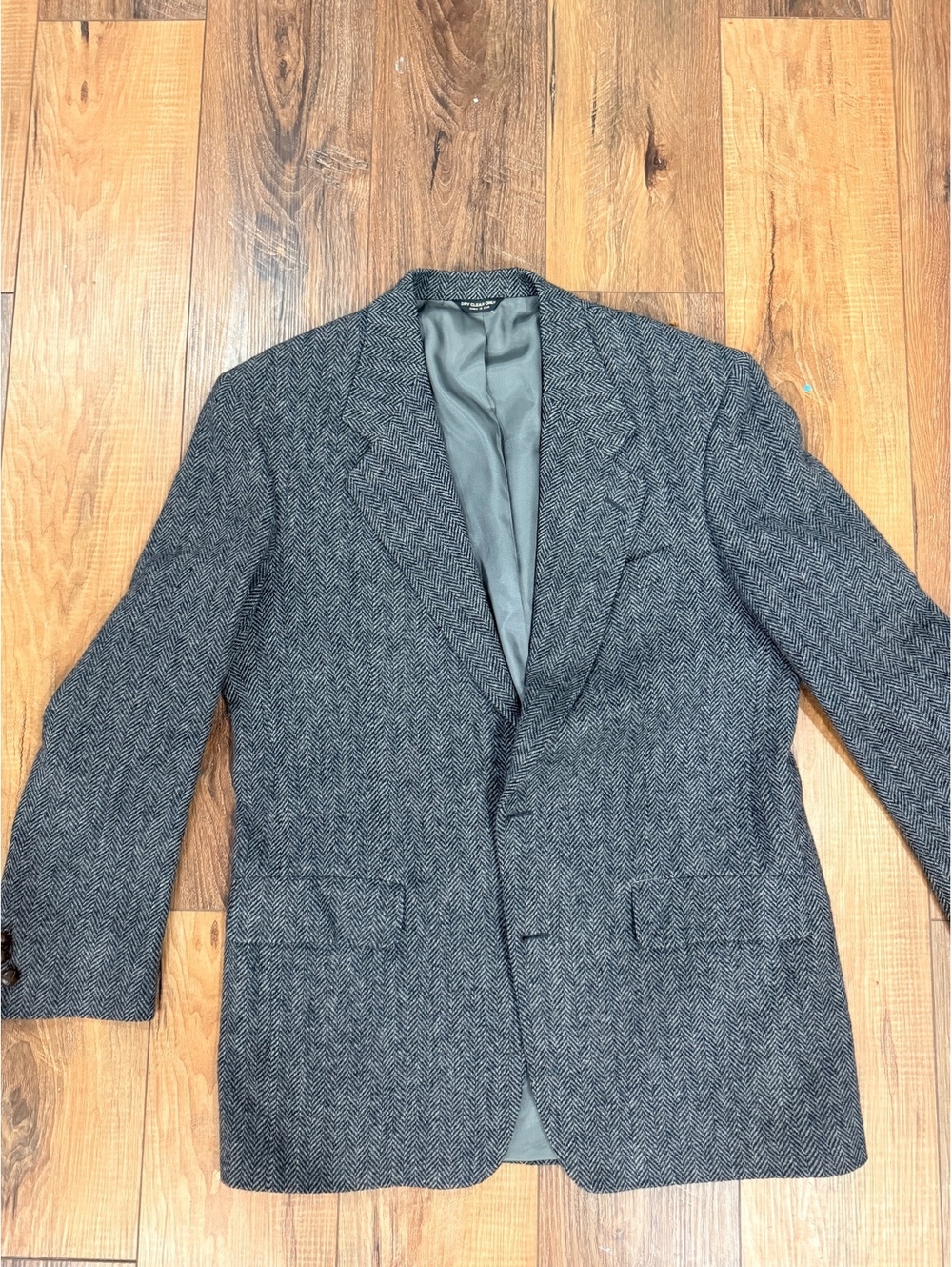 Bill Blass Men’s 100% Pure Wool Herringbone Blazer Sport Coat Gray Classic